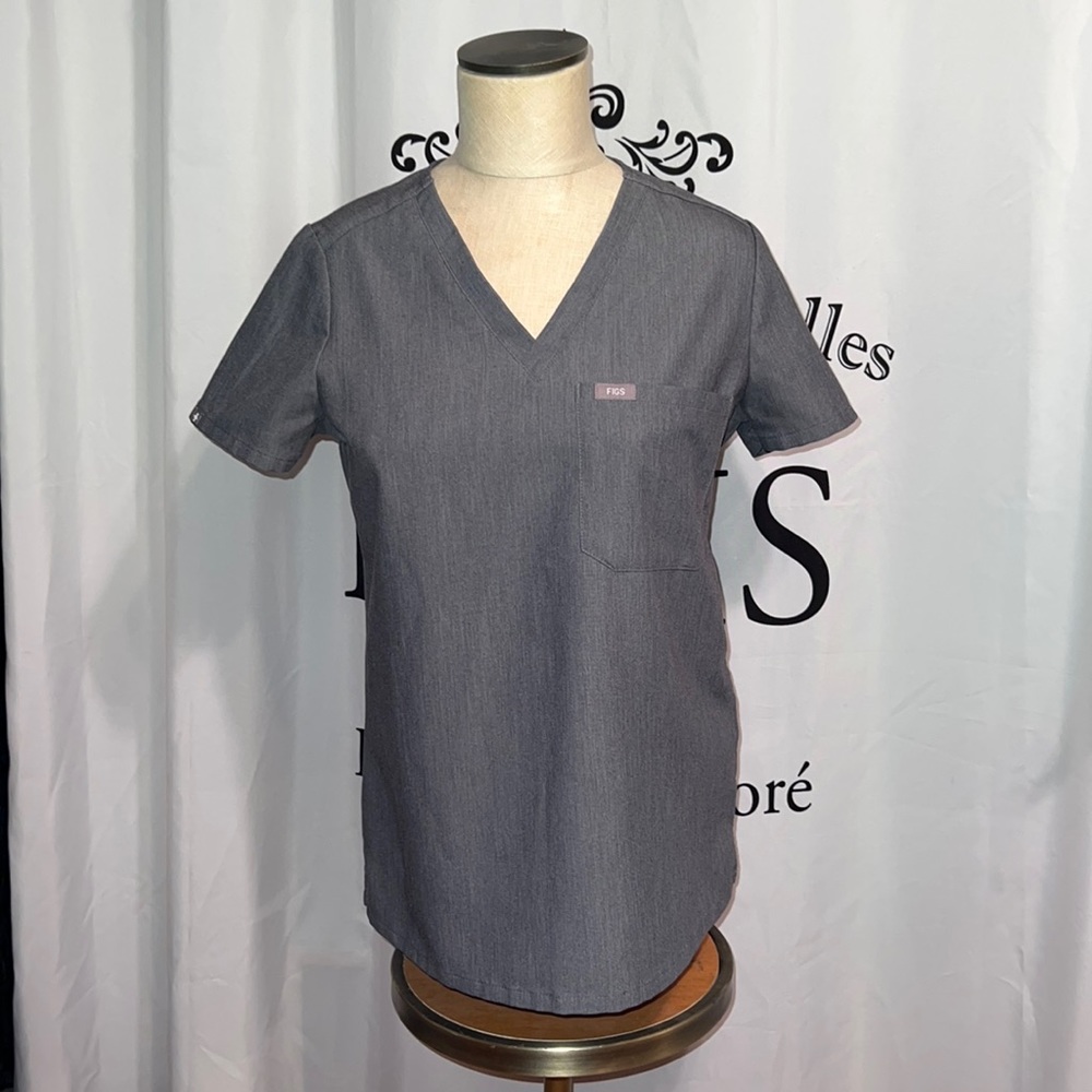 FIGS SCRUB TOP SIZE XS PO# 1273